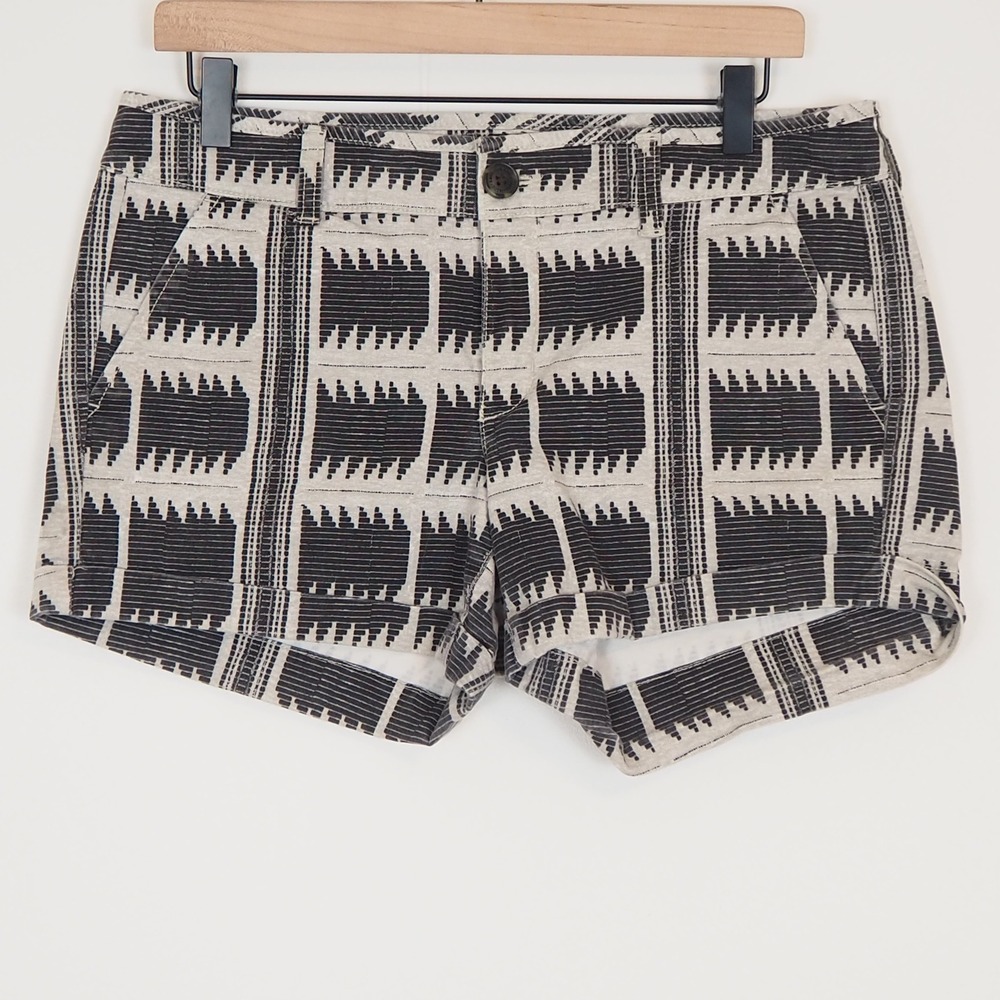 American Eagle Outfitters Women's Size 10 Midi Stretch Chino Aztec Shorts Y2K
